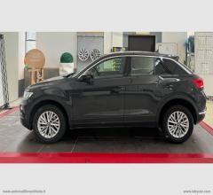 Auto - Volkswagen t-roc 1.0 tsi business cv 110