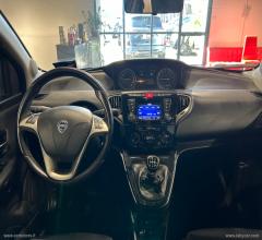 Auto - Lancia ypsilon 1.0 firefly 5p.s&s hyb. eco gold