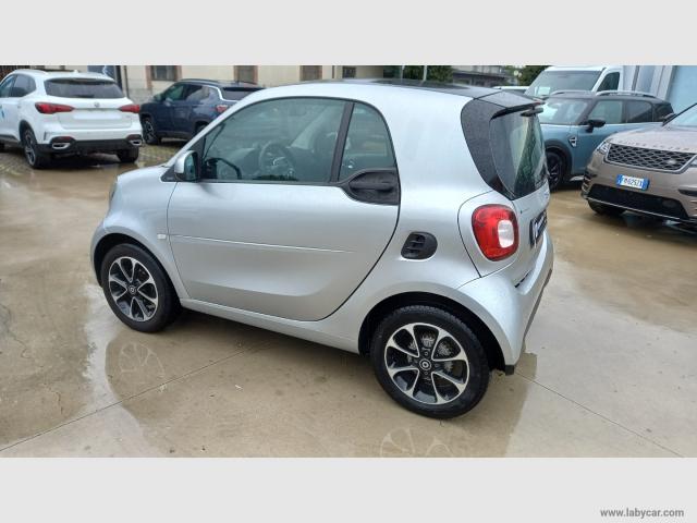 Auto - Smart fortwo 70 1.0 twinamic passion