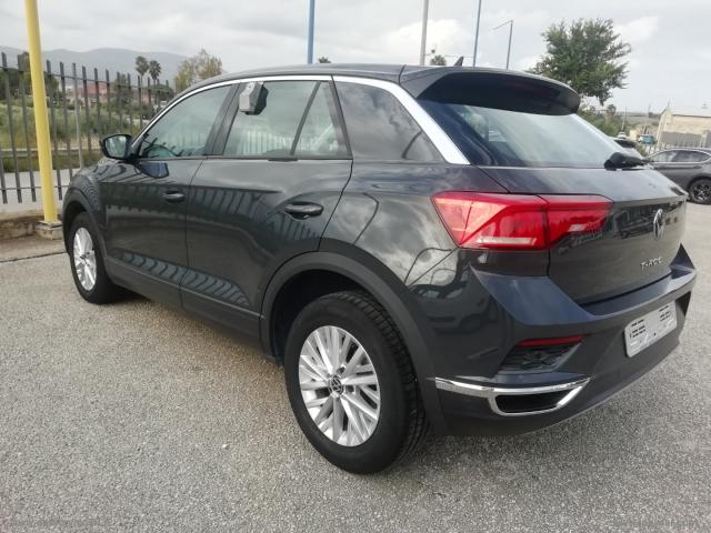 Auto - Volkswagen t-roc 1.0 tsi business bmt