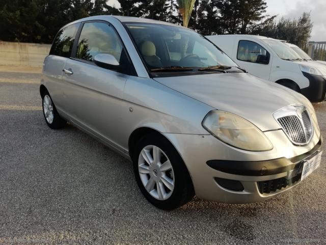 Auto - Lancia ypsilon 1.3 mjt 16v oro