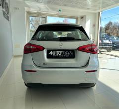 Auto - Mercedes-benz a 180 d automatic business