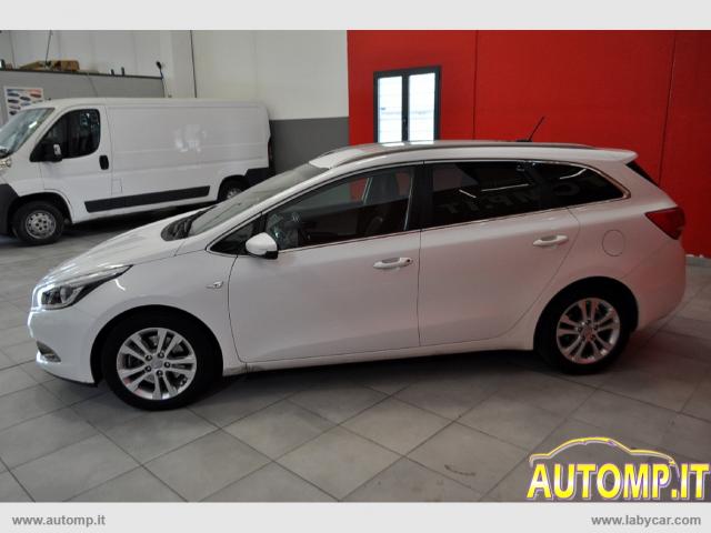 Auto - Kia cee d 1.6 crdi 110 cv 5p. cool