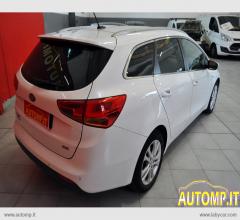 Auto - Kia cee d 1.6 crdi 110 cv 5p. cool