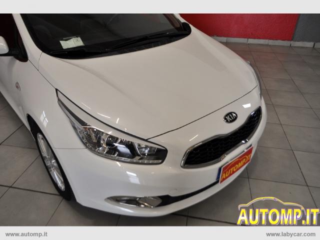 Auto - Kia cee d 1.6 crdi 110 cv 5p. cool