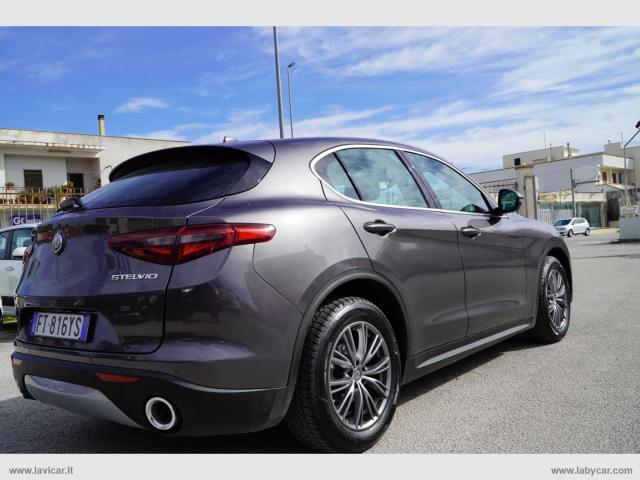 Auto - Alfa romeo stelvio 2.2 t.diesel 190cv at8 exec.