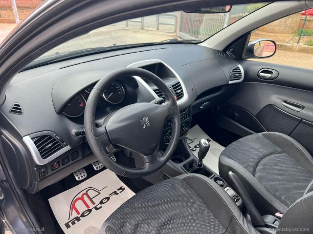 Auto - Peugeot 206 plus trendy 1.1 60cv