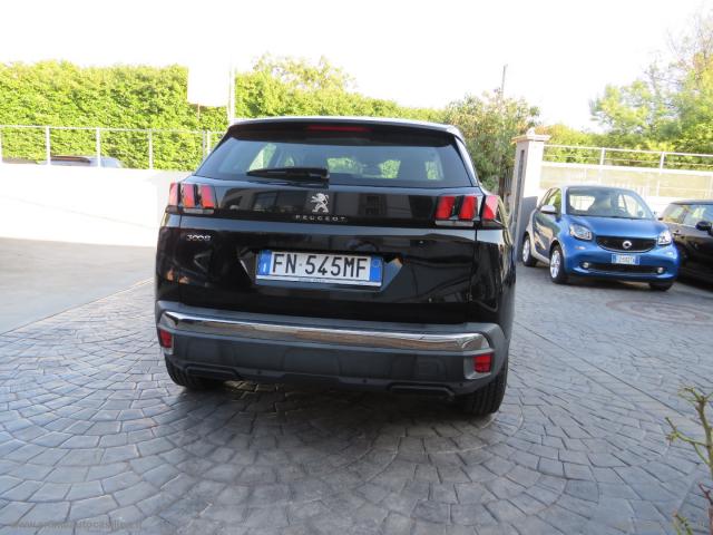 Auto - Peugeot 3008 bluehdi 120 s&s business