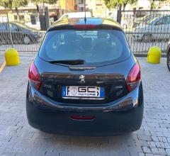 Auto - Peugeot 208 puretech 68 5p. active