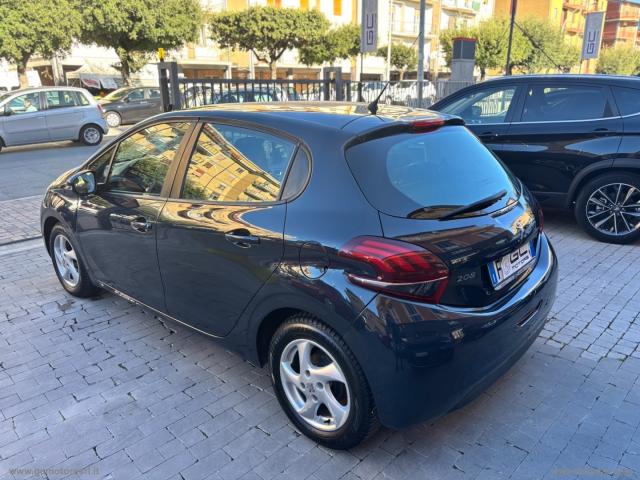 Auto - Peugeot 208 puretech 68 5p. active