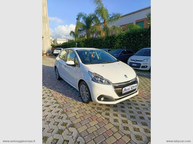 Auto - Peugeot 208 puretech 82 3p. active