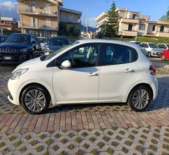 Auto - Peugeot 208 puretech 82 3p. active