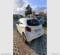 Auto - Peugeot 208 puretech 82 3p. active