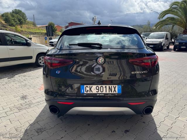 Auto - Alfa romeo stelvio 2.2 t.diesel 190 cv at8 q4 bus.