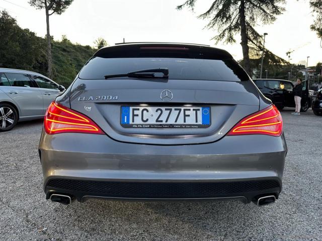 Auto - Mercedes-benz cla 200 d s.w. aut. premium dark night