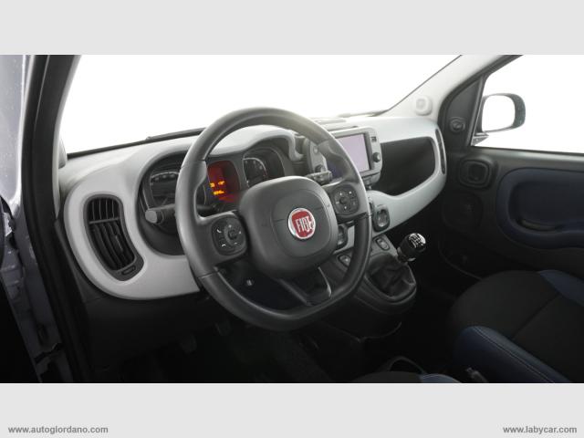 Auto - Fiat panda cross 1.0 firefly s&s hybrid