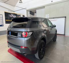 Auto - Land rover discovery sport 2.0 td4 180 bus.ed.pr.se