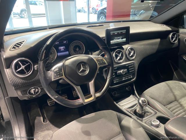 Auto - Mercedes-benz a 200 d premium