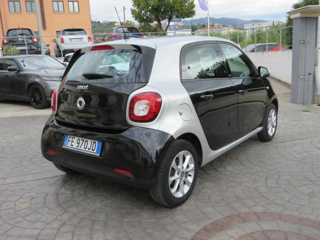 Auto - Smart forfour 70 1.0 prime