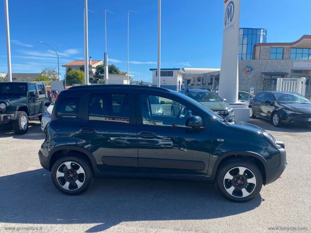 Auto - Fiat panda 1.0 firefly s&s hybrid cross