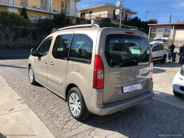 Auto - Citroen berlingo 1.6 90 multispace