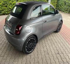 Auto - Fiat 500 la prima cabrio 42 kwh