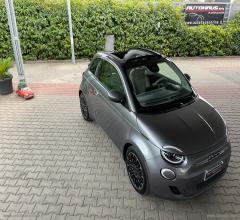 Auto - Fiat 500 la prima cabrio 42 kwh