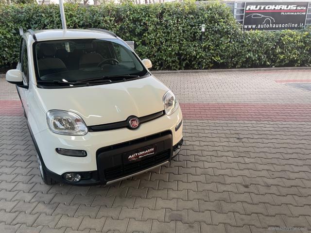 Auto - Fiat panda 1.0 firefly s&s hybrid city life