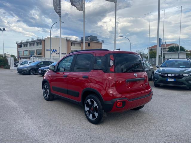 Auto - Fiat panda 1.0 firefly s&s hybrid cross