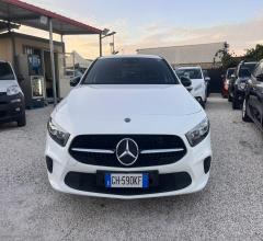 Auto - Mercedes-benz a 200 d automatic premium