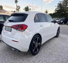 Auto - Mercedes-benz a 200 d automatic premium