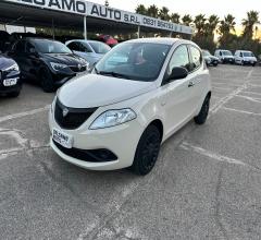 Auto - Lancia ypsilon 1.2 69 cv 5p. gold