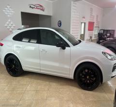 Auto - Porsche cayenne coupÃ¨ 3.0 v6