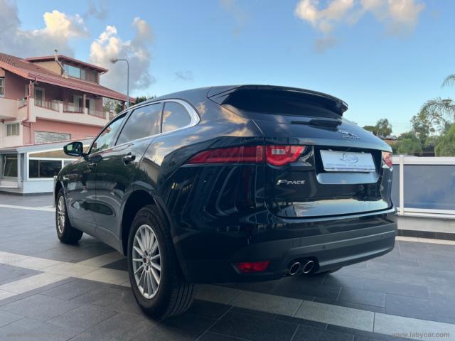 Auto - Jaguar f-pace 2.0 d 180 cv aut. pure