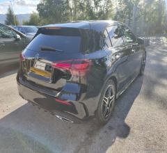 Auto - Mercedes-benz a 200 d automatic premium amg line