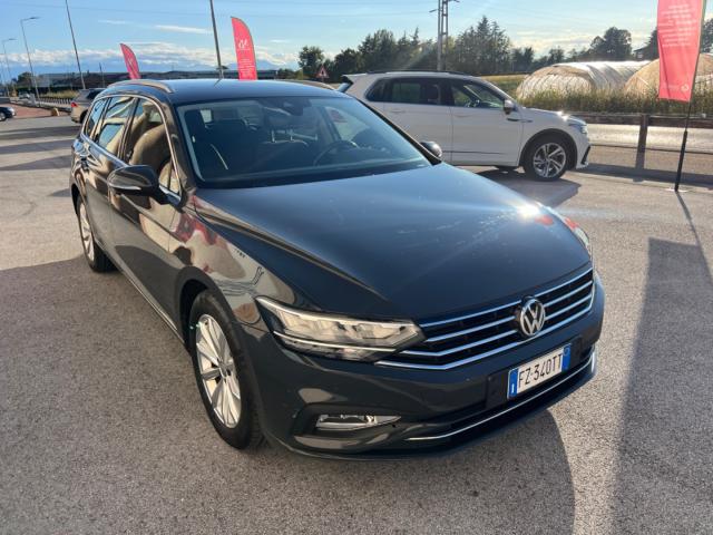 Auto - Volkswagen passat var. 1.6 tdi dsg business bmt