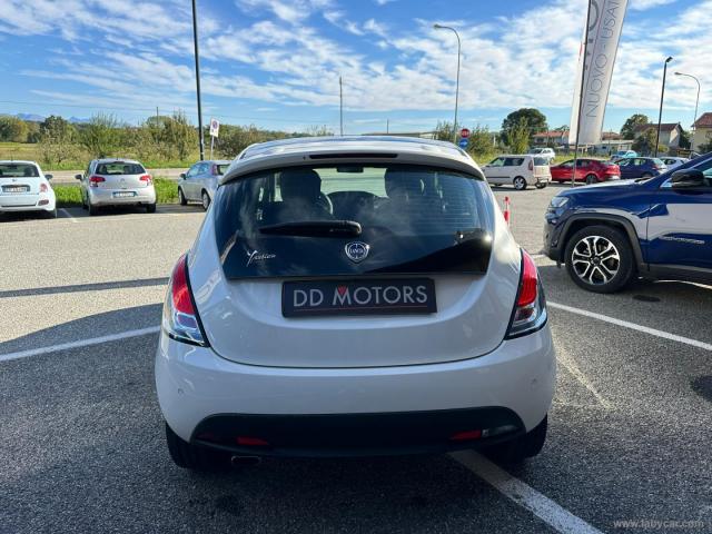 Auto - Lancia ypsilon 1.2 69 cv 5p. gpl ecochic gold