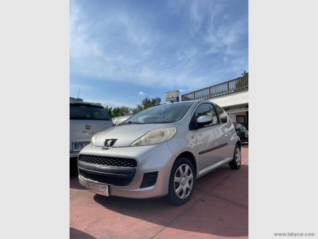 Auto - Peugeot 107 1.0 68 cv 3p. desir