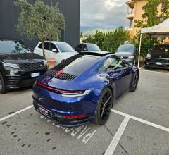 Auto - Porsche 992 carrera 4s coupe