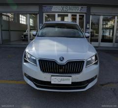 Auto - Skoda superb 2.0 tdi dsg wagon ambition