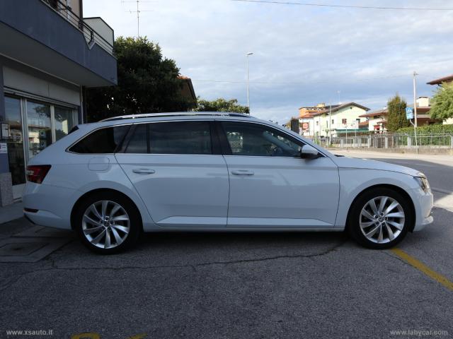 Auto - Skoda superb 2.0 tdi dsg wagon ambition