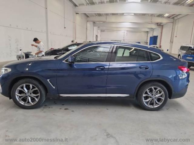 Auto - Bmw x4 xdrive20d xline