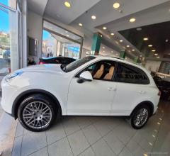 Auto - Porsche cayenne 3.0 diesel