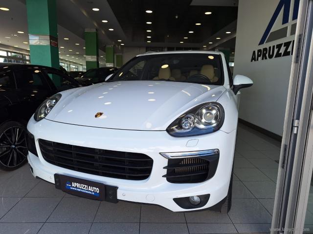 Auto - Porsche cayenne 3.0 diesel