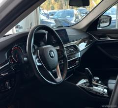 Auto - Bmw 520d 48v touring luxury