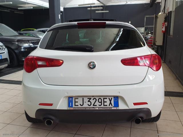 Auto - Alfa romeo giulietta 2.0 jtdm-2 170 cv distinctive