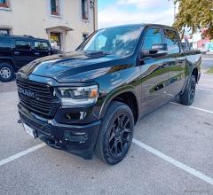 Dodge ram 1500 crew cab laramie 4x4