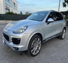 Porsche cayenne 3.0 diesel pelle|tetto|iper lusso