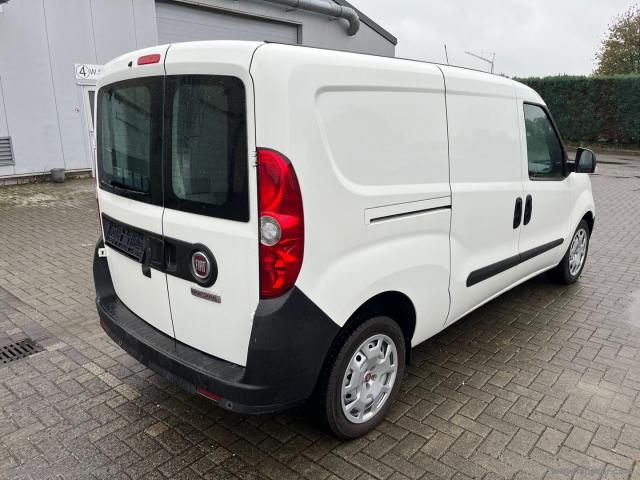 Auto - Fiat doblÃ² 1.6 mjt120 maxi 3 posti