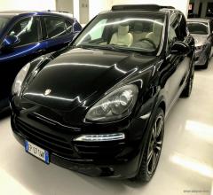 Auto - Porsche cayenne 3.0 diesel 250cv platinum edit.